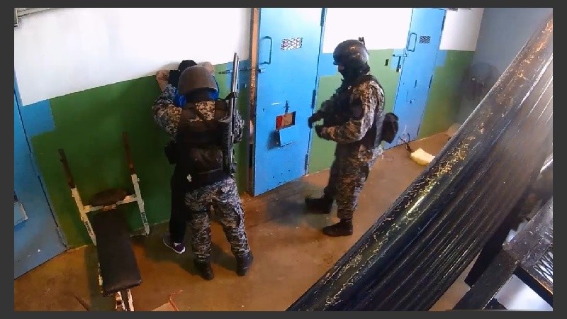 Revisión celda por celda.