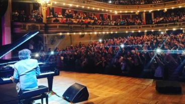 "Gracias Rosario! Tercera hermosa noche!", escribió Fito en su Instagram.