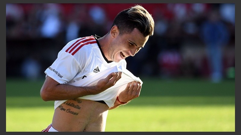 Joaquín Torres, figura y goleador ante Olimpo.