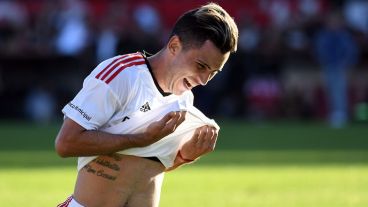 Joaquín Torres, figura y goleador ante Olimpo.