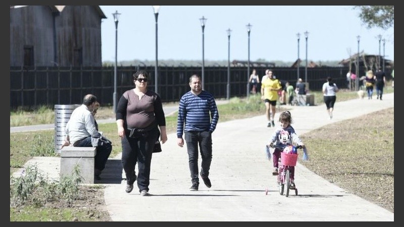 El nuevo espacio público se habilitó este domingo.