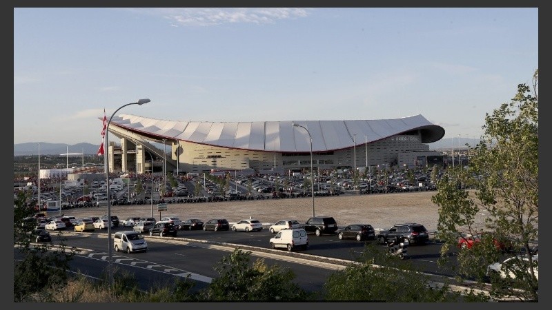 El Wanda Metropolitano alberga a 67.200 espectadores y reemplazó al histórico Vicente Calderón.