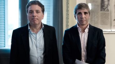 Los ministros de Hacienda, Nicolás Dujovne, y de Finanzas, Luis Caputo.