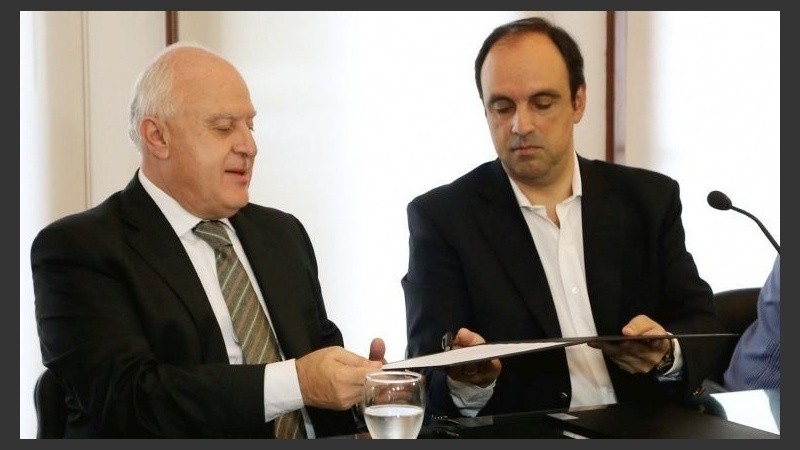 Ruptura pre-elección: cortocircuitos entre Lifschitz y Corral. 