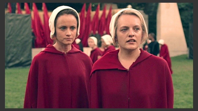 La serie producida por Hulu se puede ver por Netflix. 