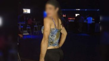 La travesti decidió publicar los nombres de los deudores.