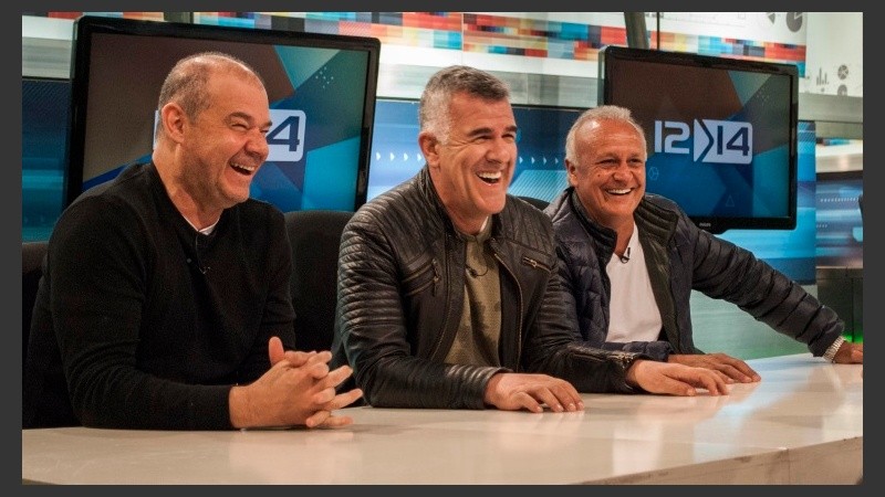 El trío del humor más famoso en un ida y vuelta con Juan Junco. 
