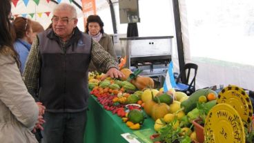 Los productos de las huertas urbanas que se ofrecen en Rosario.