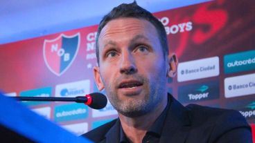 Bernardi vuelve al ruedo para ser técnico del Pincha.