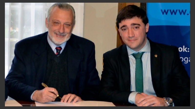 El ministro Silberstein junto al subsecretario de Asuntos Registrales, Matías Figueroa Escauriza.