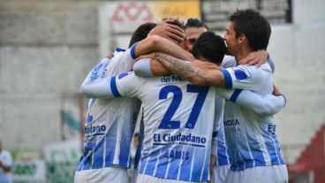 Godoy Cruz celebró el pase a cuartos.