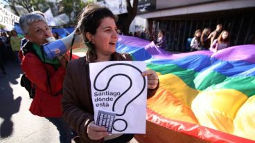 La masiva columna en su avance por el centro de la cuidad, a media tarde.