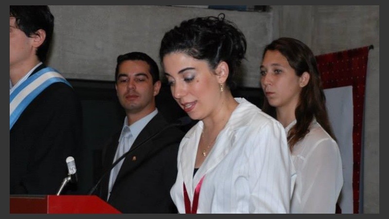 Laura Ollé, mejor promedio de las universidades santafesinas en 2016.