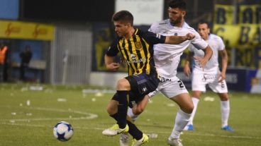 Central se impuso en la ida.