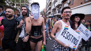 Masiva marcha del orgullo 2017 en Rosario.
