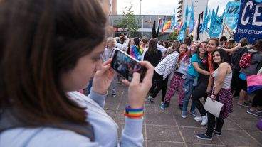 Masiva marcha del orgullo 2017 en Rosario.