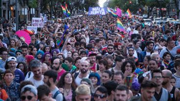 Masiva marcha del orgullo 2017 en Rosario.
