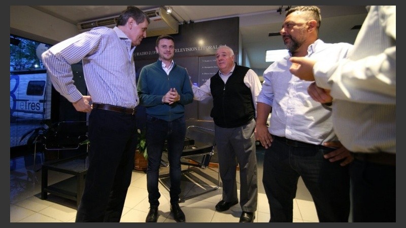 Los preparativos del debate de los candidatos a concejal.