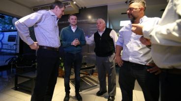 Los preparativos del debate de los candidatos a concejal.