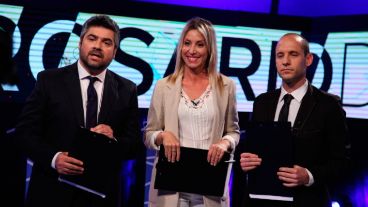 Los conductores del debate.