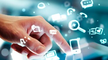 La fecha límite de envío de artículos es el 15 de diciembre.