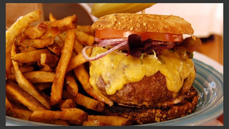 Las calorías muertas no aportan energía, pero aumentan el peso corporal y generan obesidad.