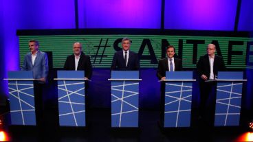 Los cinco candidatos que participan del debate.