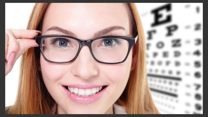 Si te gustan las formas ligeramente rectangulares, vas a poder optar tanto por los armazones más pequeños como por los más grandes.