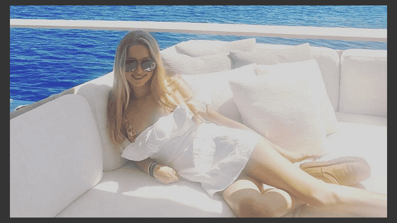 Su novio pertenece a una de las familias más adineradas de la ciudad de Monterrey.