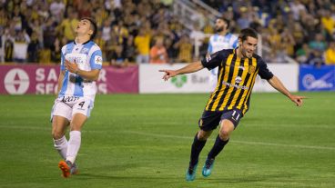 Becker celebra el segundo.