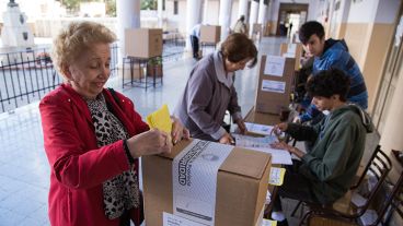 Instantáneas de la jornada de votación.