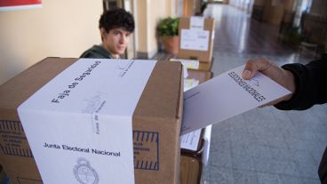Instantáneas de la jornada de votación.