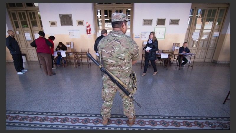 Instantáneas de la jornada de votación.