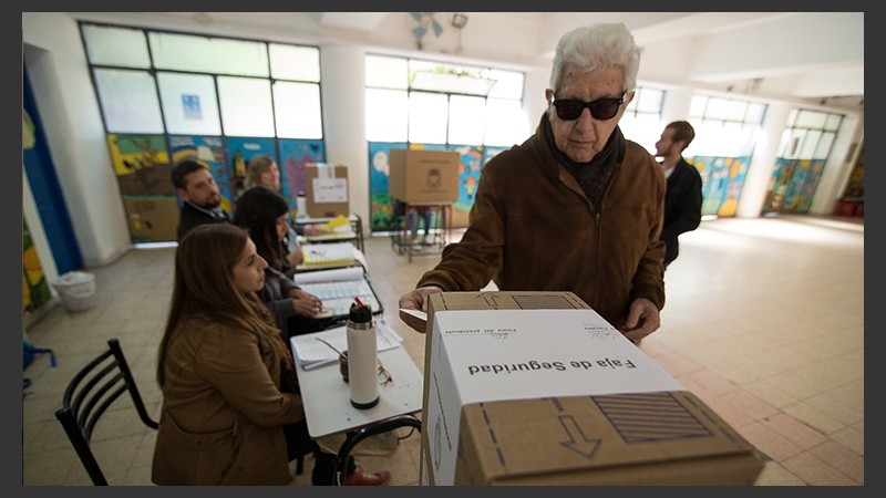Instantáneas de la jornada de votación.