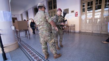 Instantáneas de la jornada de votación.