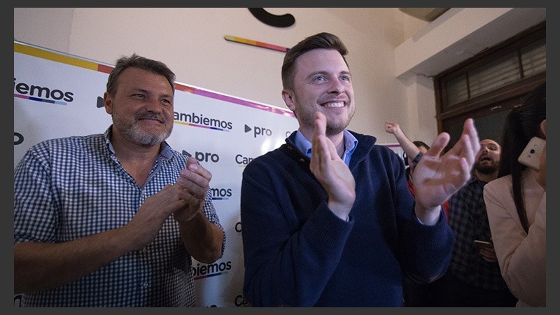 Roy contento por la victoria.