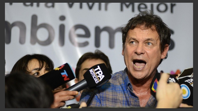 Costa festeja la victoria. 