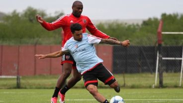 Leal y Ferroni podrían ser titulares.