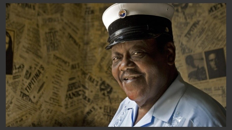 Fats Domino es el autor de clásicos como “Blueberry Hill”, “Ain't That a Shame”, “Walking to New Orleans” y “I'm Walkin”.