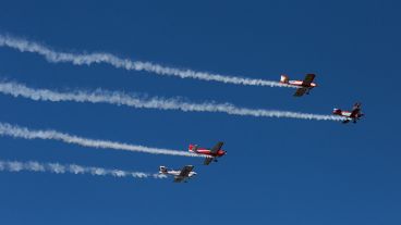Postales del show acrobático frente al Monumento a la Bandera. (Alan Monzón/Rosario3.com)