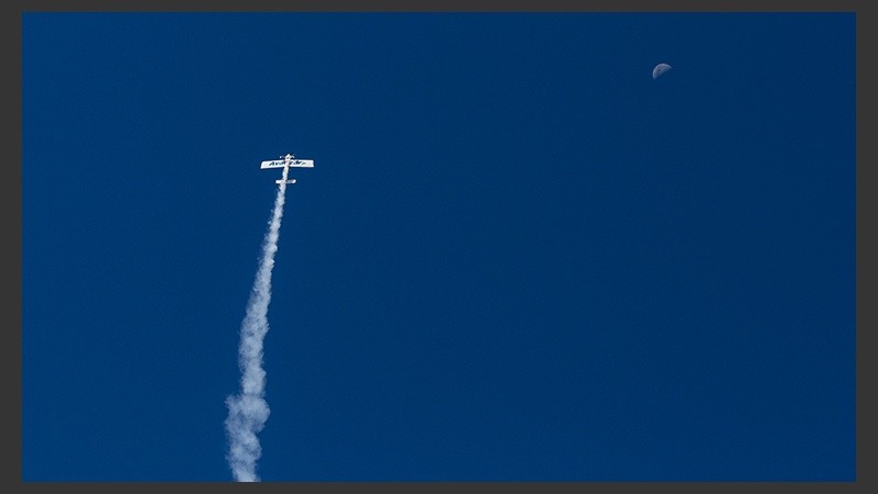 Postales del show acrobático frente al Monumento a la Bandera. (Alan Monzón/Rosario3.com)
