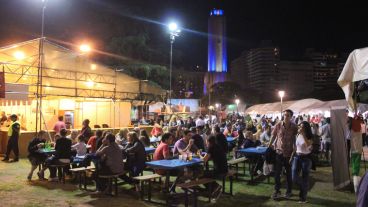 El 33º Encuentro y Fiesta de Colectividades de Rosario se desarrollará del 3 al 12 de noviembre en el Parque Nacional a la Bandera.