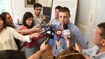 El funcionario municipal Gustavo Leone comunicó la decisión.