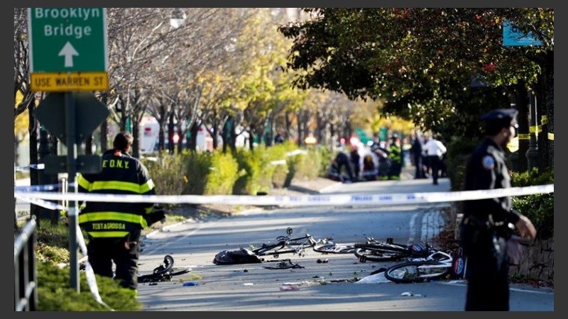 Los rosarinos hacían una excursión en bicicleta cuando fueron atropellados.