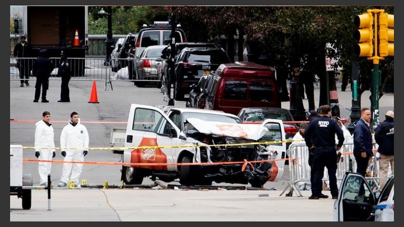 La camioneta que atropelló y mató a 8 personas en Nueva York.