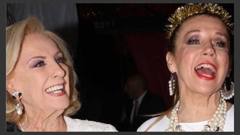 Pura felicidad: la diva celebró los 67 años de su hija.