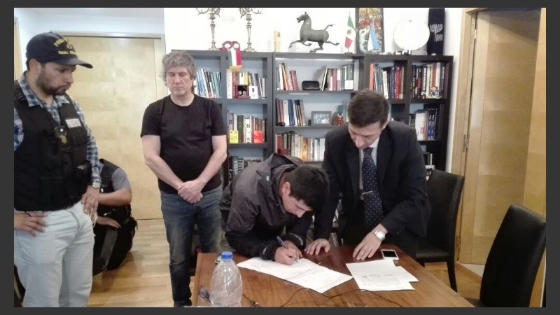 El ex vicepresidente fue detenido en su casa de Puerto Madero.