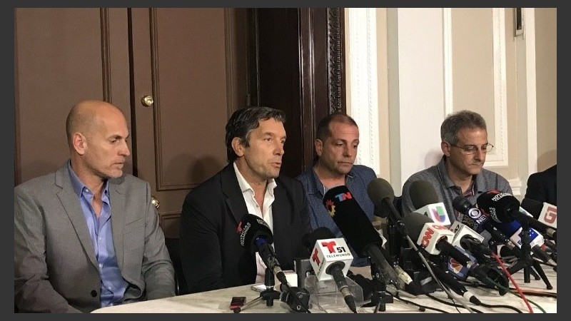 Los cuatro amigos sobrevivientes.