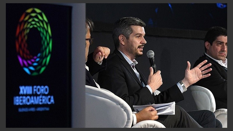 Peña disertó en el Foro Iberoamérica y habló con la prensa.