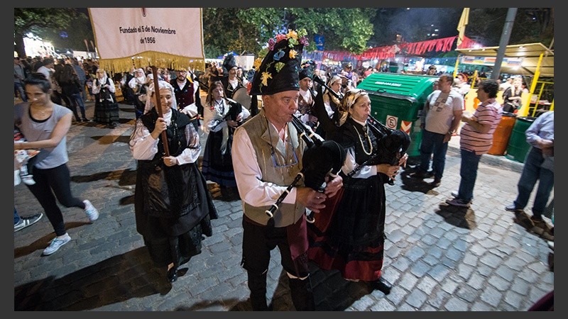 Postales del primer día de Colectividades 2017. 